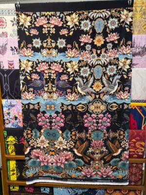 ผ้าผืน หลาละ 500.-