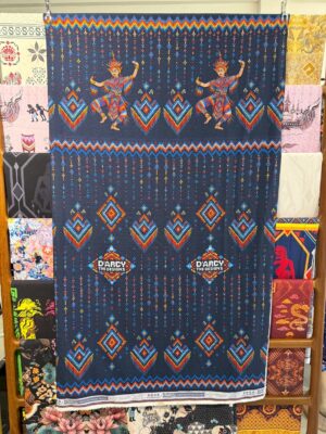 ผ้าผืน หลาละ 500.-