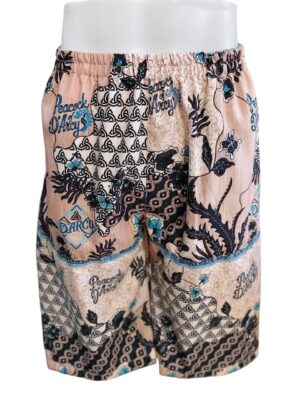 กางเกงสามส่วน